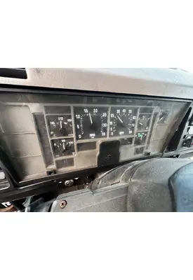 INTERNATIONAL 8100 Dash Assembly
