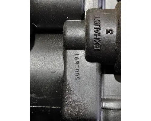 INTERNATIONAL 8100 Dash Panel