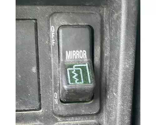 INTERNATIONAL 8100 DashConsole Switch