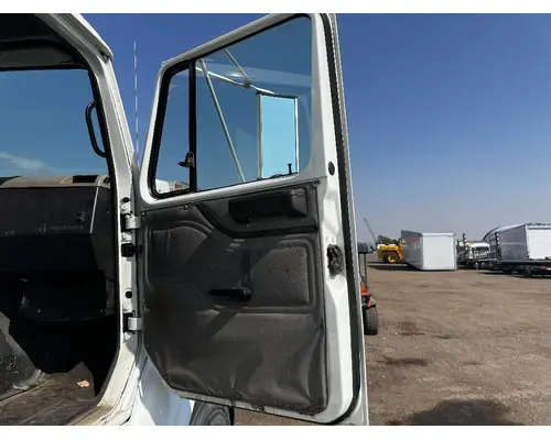 INTERNATIONAL 8100 Door Assembly, Front