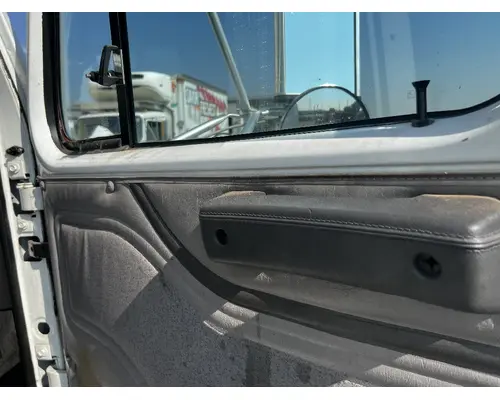 INTERNATIONAL 8100 Door Assembly, Front