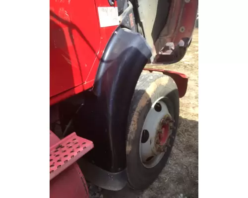 INTERNATIONAL 8100 FENDER EXTENSION