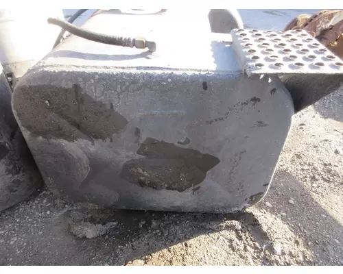 INTERNATIONAL 8100 Fuel Tank