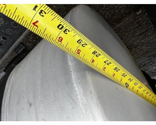 INTERNATIONAL 8100 Fuel Tank