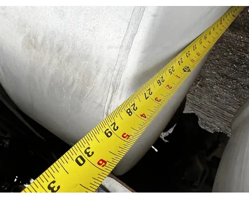 INTERNATIONAL 8100 Fuel Tank
