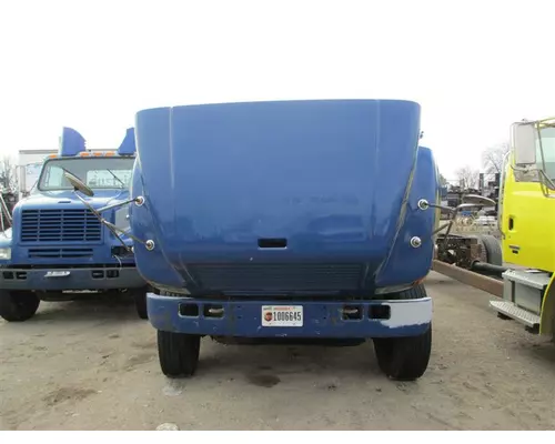 INTERNATIONAL 8100 HOOD