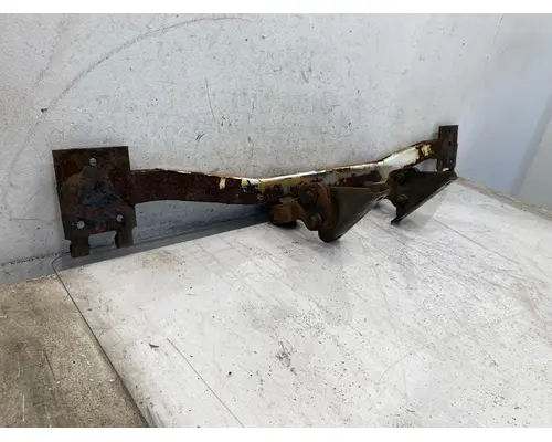 INTERNATIONAL 8100 Hood Hinge