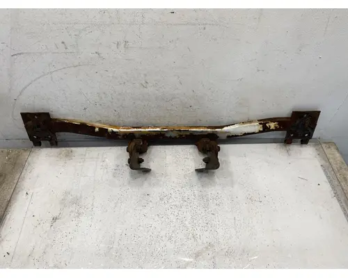 INTERNATIONAL 8100 Hood Hinge