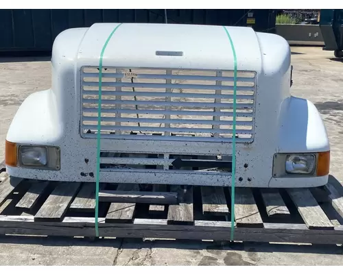 INTERNATIONAL 8100 Hood