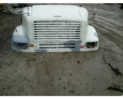 INTERNATIONAL 8100 Hood