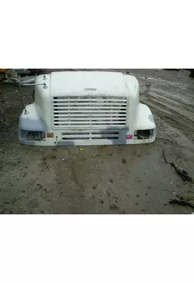 INTERNATIONAL 8100 Hood