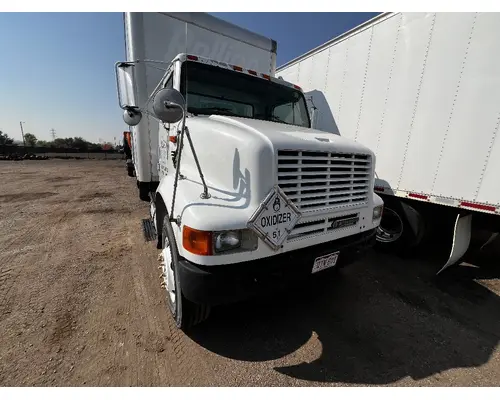 INTERNATIONAL 8100 Hood