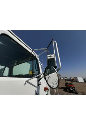 INTERNATIONAL 8100 Mirror (Side View)