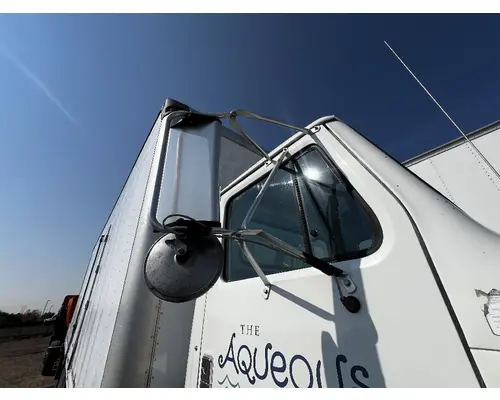 INTERNATIONAL 8100 Mirror (Side View)