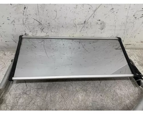 INTERNATIONAL 8100 Mirror