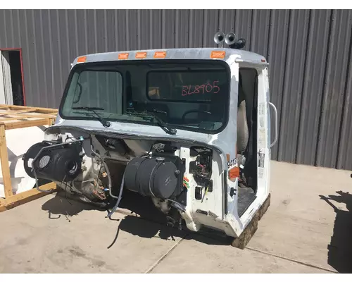 INTERNATIONAL 8100 Radiator Overflow Bottle