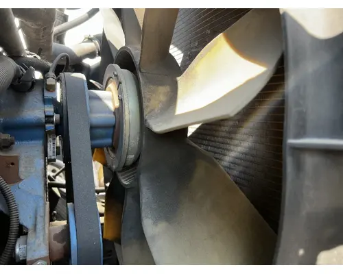 INTERNATIONAL 8100 Radiator