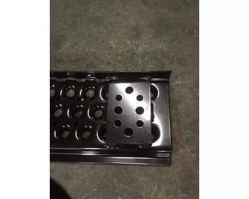 INTERNATIONAL 8100 Step