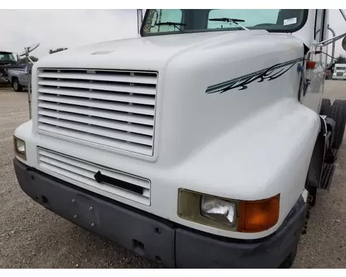 INTERNATIONAL 8200 1988-2001 HOOD