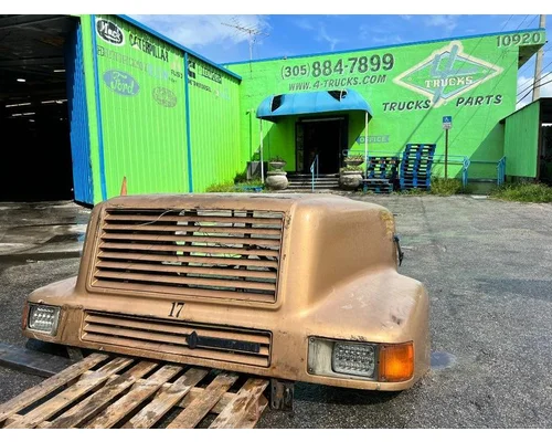 INTERNATIONAL 8200 Hood