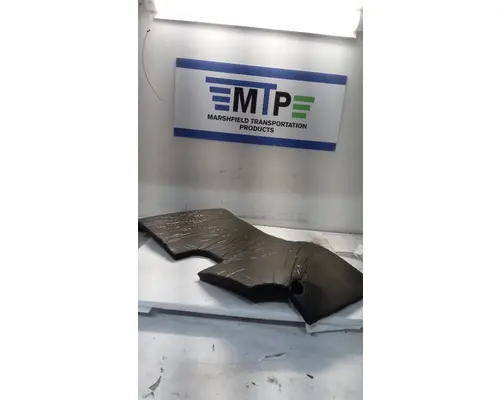INTERNATIONAL 8200 Inner Fender