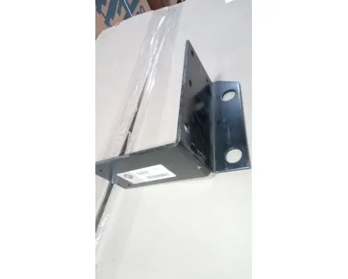 INTERNATIONAL 8300 Brackets, Misc.