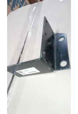 INTERNATIONAL 8300 Brackets, Misc.