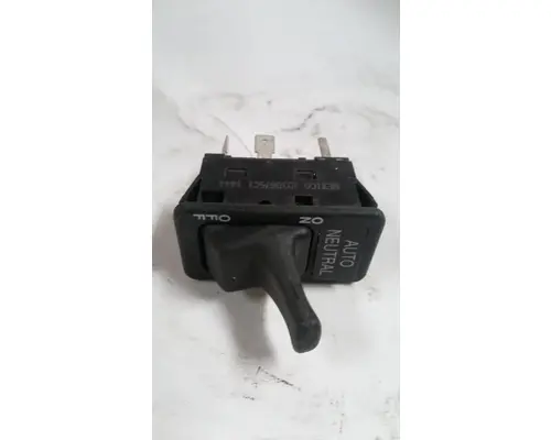 INTERNATIONAL 8300 Dash  Console Switch