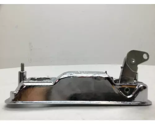 INTERNATIONAL 8300 Door Handle