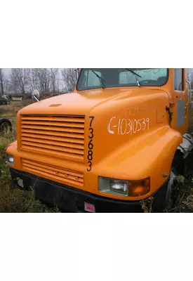 INTERNATIONAL 8300 Hood