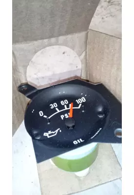 INTERNATIONAL 8300 Instrument Cluster