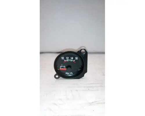 INTERNATIONAL 8300 Instrument Cluster