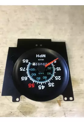 INTERNATIONAL 8300 Instrument Cluster