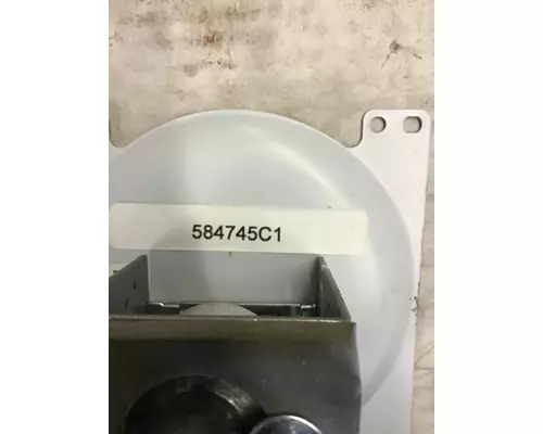 INTERNATIONAL 8300 Instrument Cluster