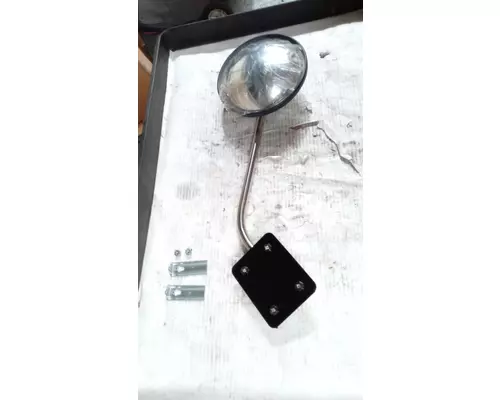 INTERNATIONAL 8300 Mirror (Side View)