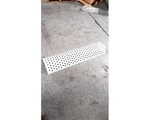 INTERNATIONAL 8300 Muffler Shield