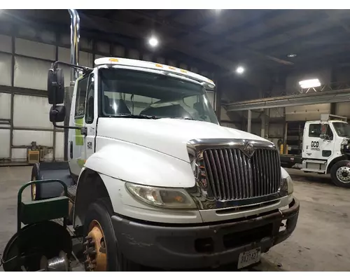 INTERNATIONAL 8500 Complete Vehicle