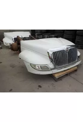INTERNATIONAL 8500 Hood