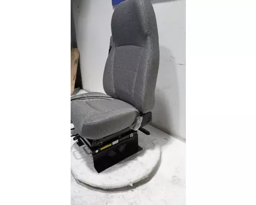 INTERNATIONAL 8500 Seat, Front