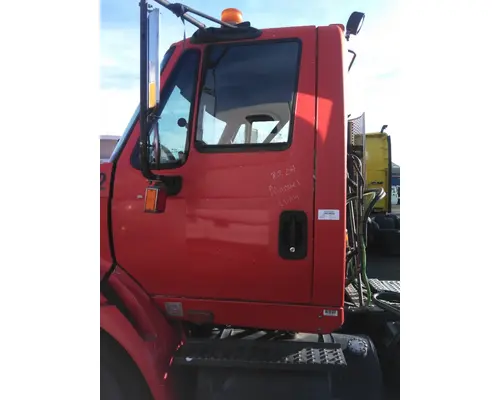 INTERNATIONAL 8600 (RIGHT HAND DRIVE) DOOR ASSEMBLY, FRONT
