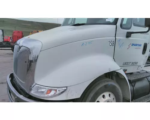 INTERNATIONAL 8600 (RIGHT HAND DRIVE) HOOD