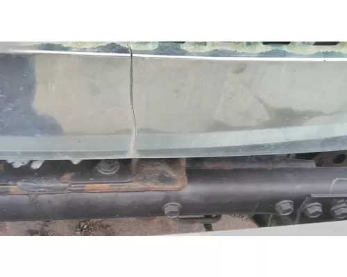 INTERNATIONAL 8600 (RIGHT HAND DRIVE) HOOD