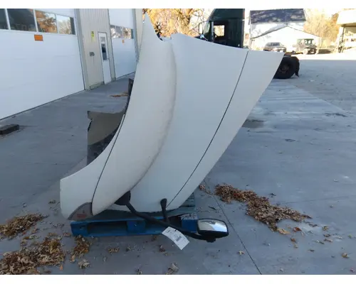 INTERNATIONAL 8600 2002-2025 HOOD