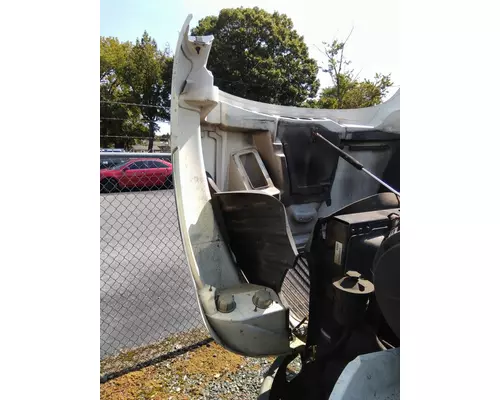 INTERNATIONAL 8600 2002-2025 HOOD
