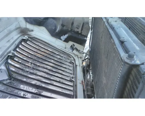 INTERNATIONAL 8600 2002-2025 HOOD