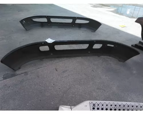INTERNATIONAL 8600 2003-2018 BUMPER ASSEMBLY, FRONT