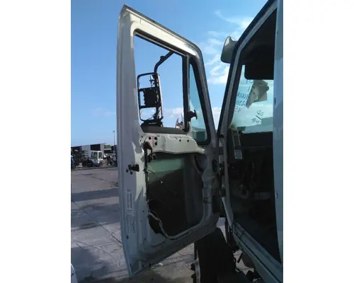 INTERNATIONAL 8600 2003-2018 DOOR ASSEMBLY, FRONT