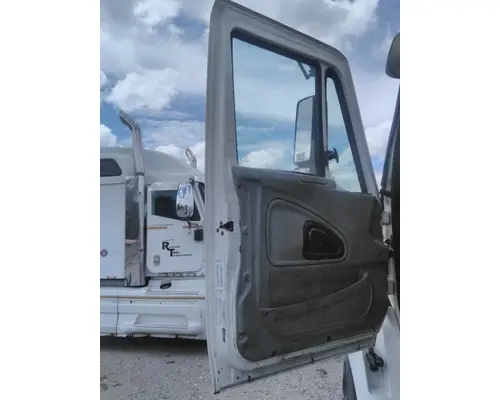 INTERNATIONAL 8600 2003-2018 DOOR ASSEMBLY, FRONT