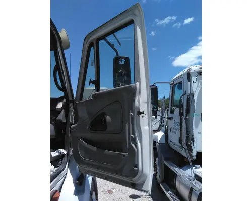 INTERNATIONAL 8600 2003-2018 DOOR ASSEMBLY, FRONT
