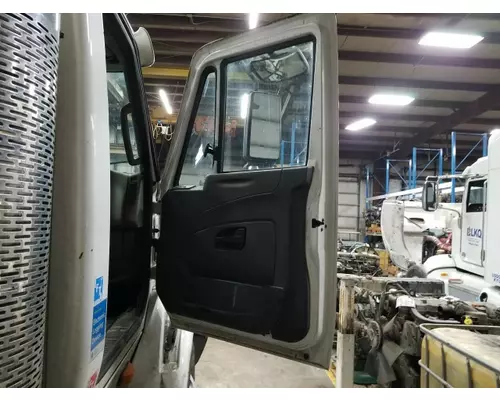 INTERNATIONAL 8600 2003-2018 DOOR ASSEMBLY, FRONT